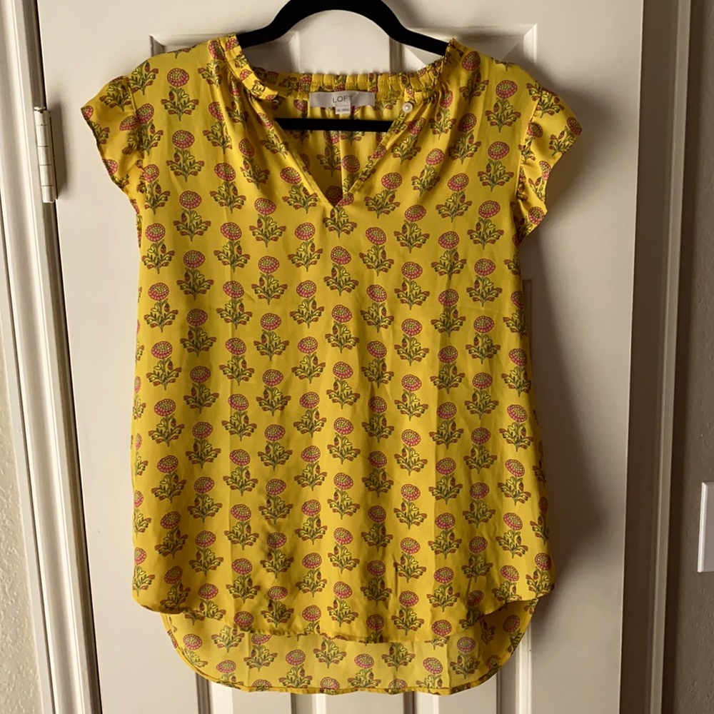 Loft blouse size medium